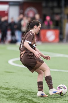Bild 382 - wBJ FC St. Pauli - Walddoerfer SV : Ergebnis: 3:4